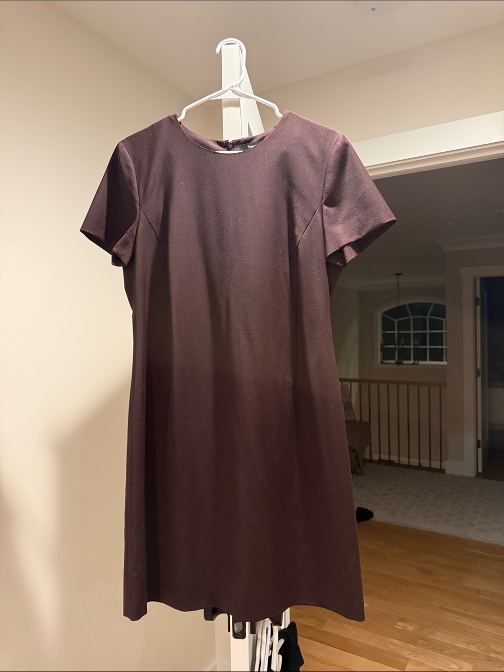 Theory Short-Sleeve Shift Dress - Deep Burgundy